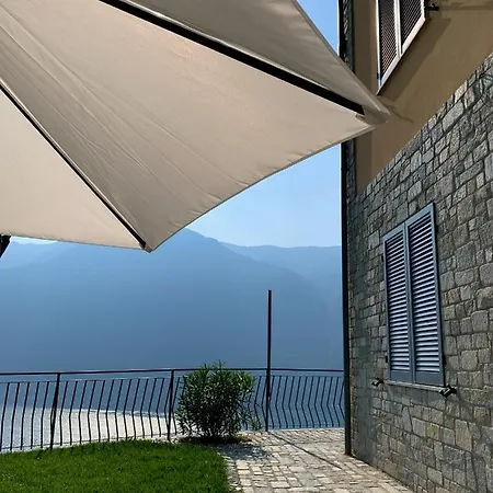 Panorama 1 Main Floor نيسّو